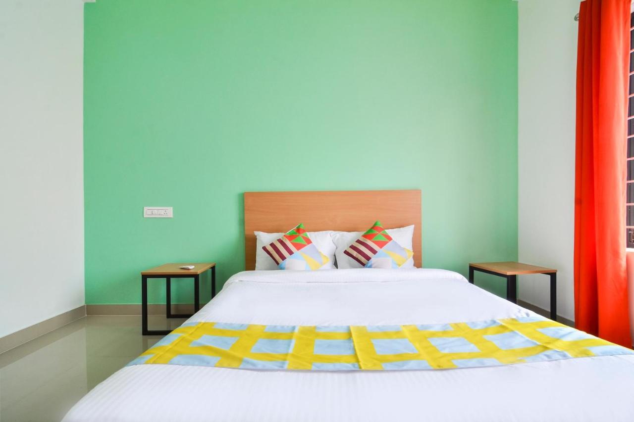 Oyo Home 81801 Akash Villa Trippapur Exterior foto