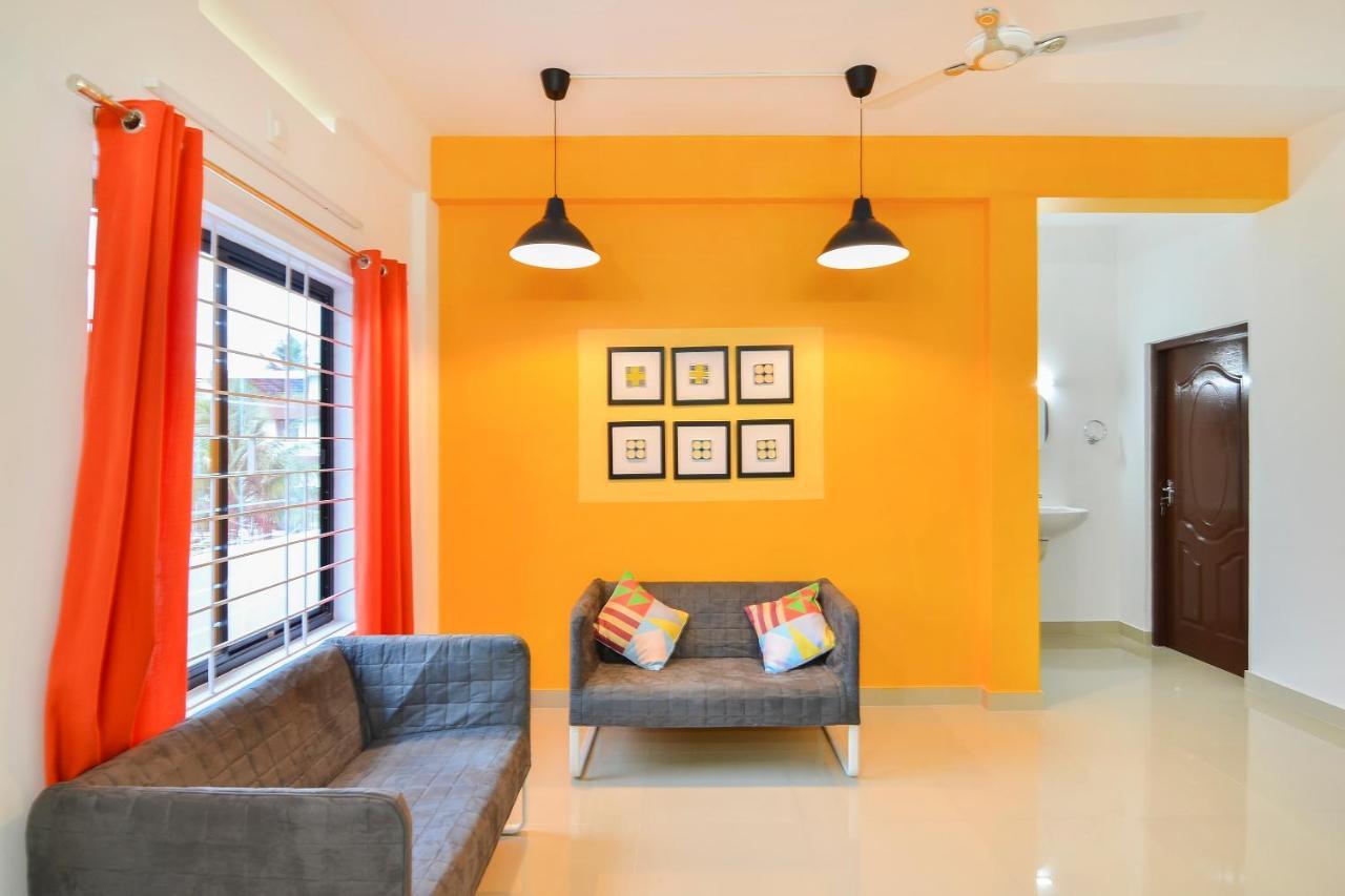 Oyo Home 81801 Akash Villa Trippapur Exterior foto