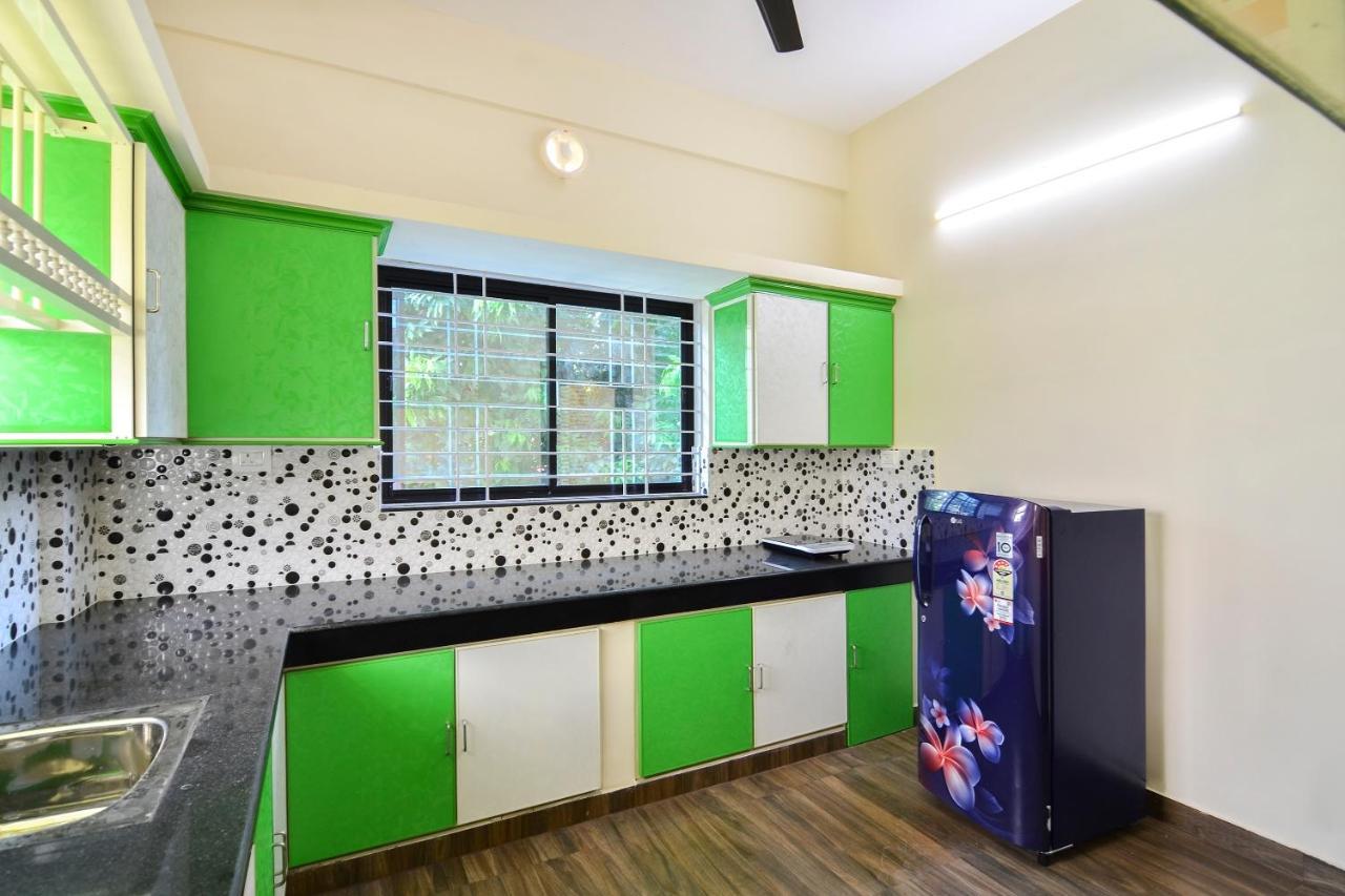 Oyo Home 81801 Akash Villa Trippapur Exterior foto